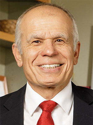 Dr. Christos Christodoulou